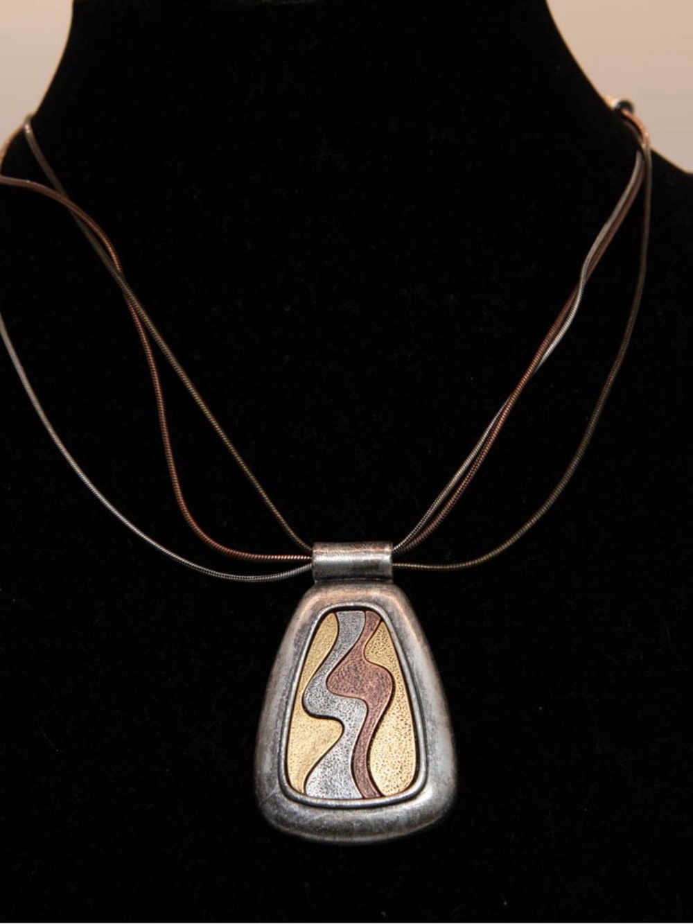 Multitone Metallic Wave Pendant Necklace - Unknown Brand - Gold, Silver, Copper